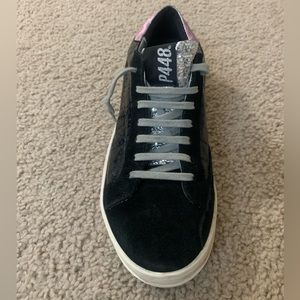 P448 Sneakers John A8 Croc Patent Leather Pink and Black